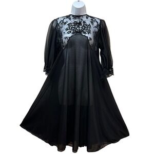 Vintage Eyeful Lace Nylon Double Layer Chiffon Lace Full Sweep Nightgown Size M
